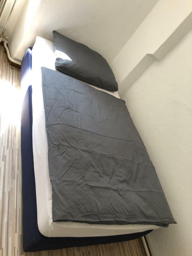 Downtown City - Privaterooms Fuerth Exterior foto